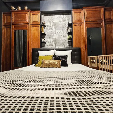 Haussamn Walk Tour Eiffle Trocadero 3minutes Apartamento