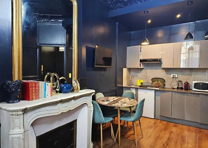 Haussamn Walk Tour Eiffle Trocadero 3minutes Apartment *